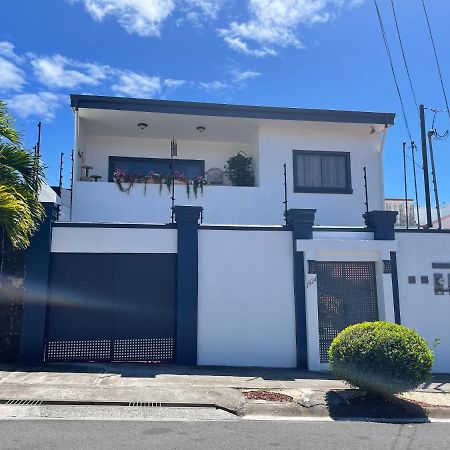 Alicia'S Place 10 Min From Airport Apartment Alajuela Exterior photo