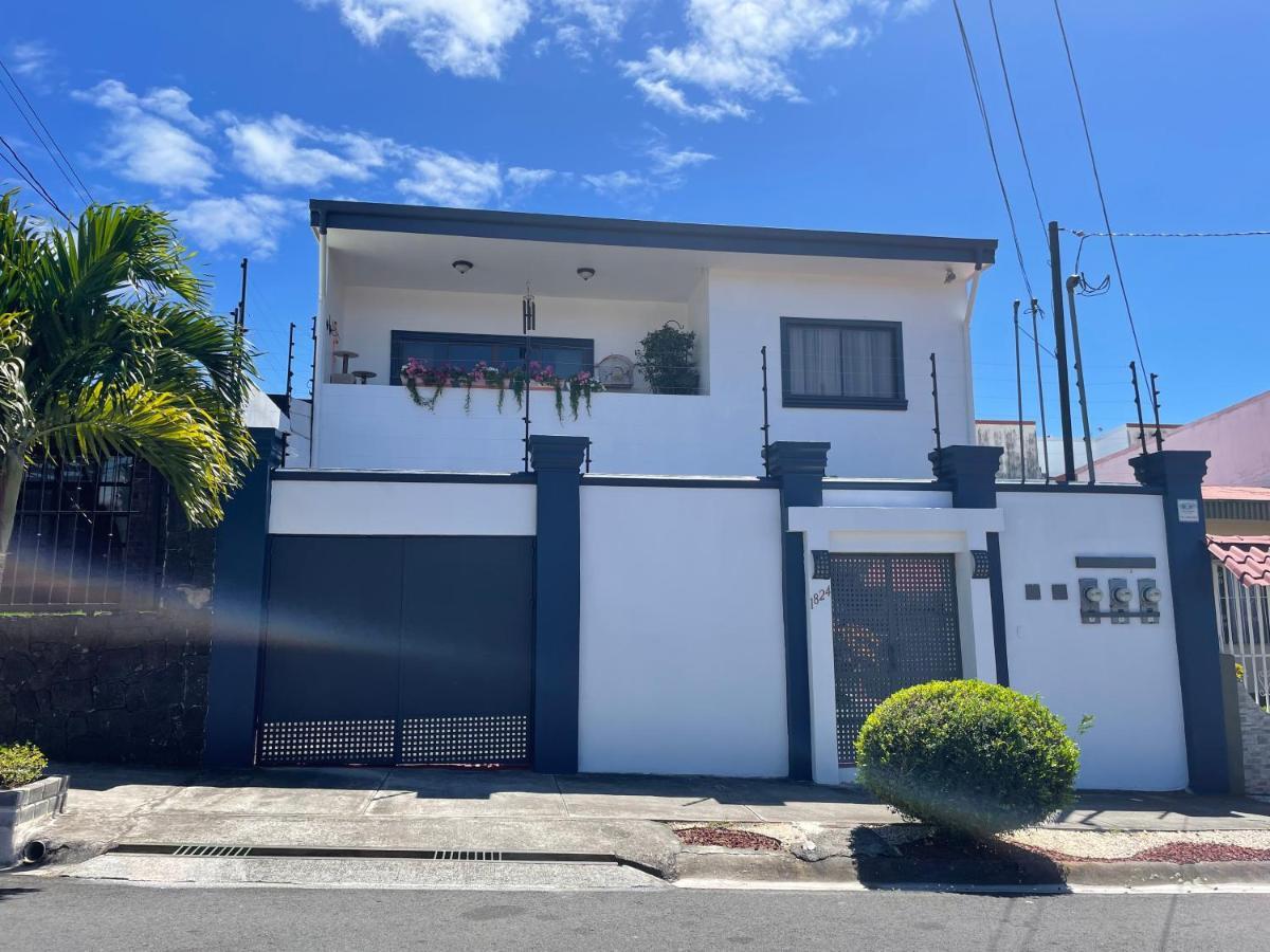 Alicia'S Place 10 Min From Airport Apartment Alajuela Exterior photo
